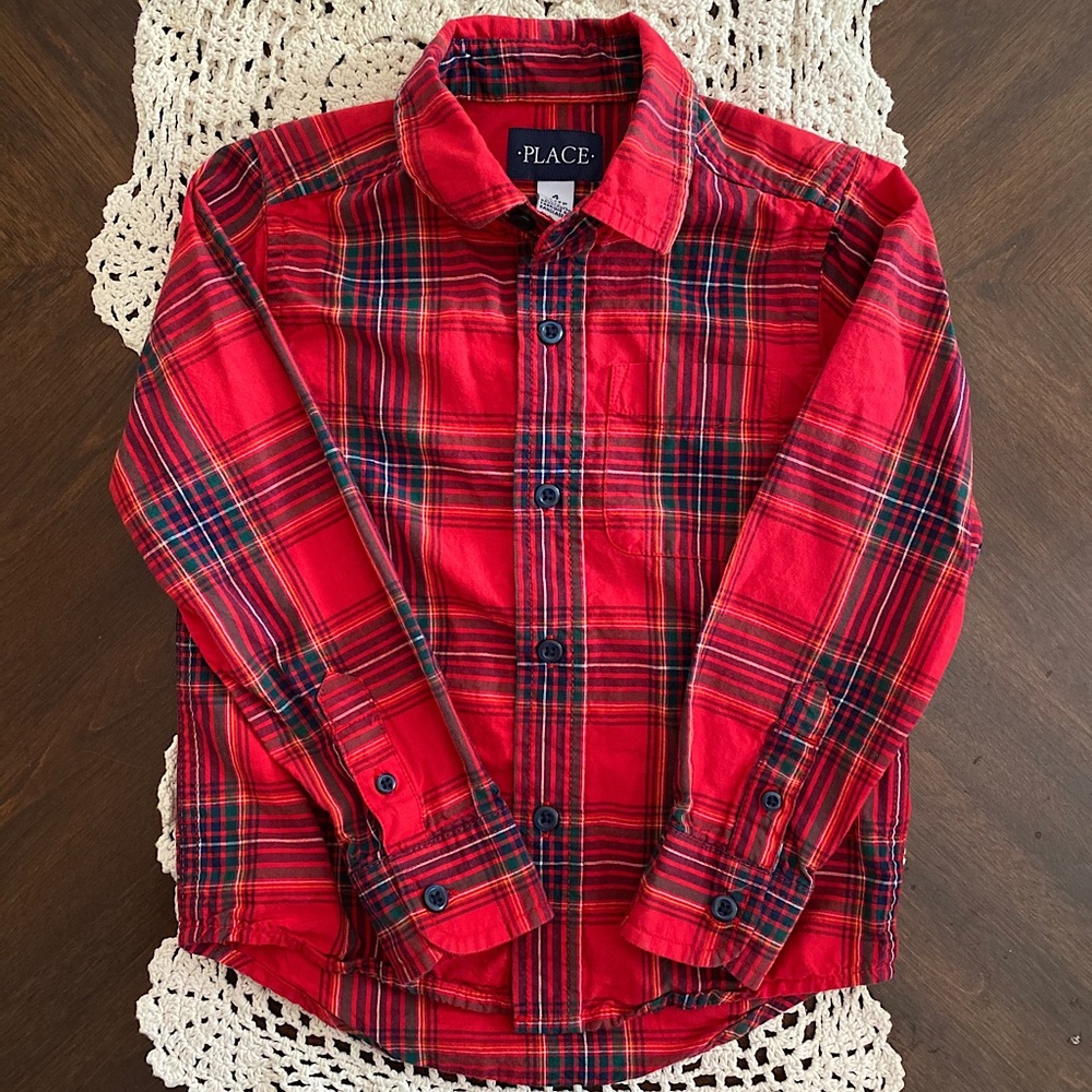 The Children’s Place Boy’s Christmas Plaid Button Down Shirt XS